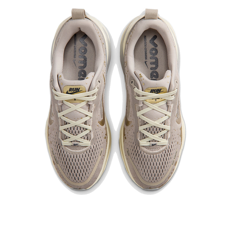 Nike Vomero 18 Cream Coconut Milk Metallic Gold Grain Big Kids' GS IM6127-200