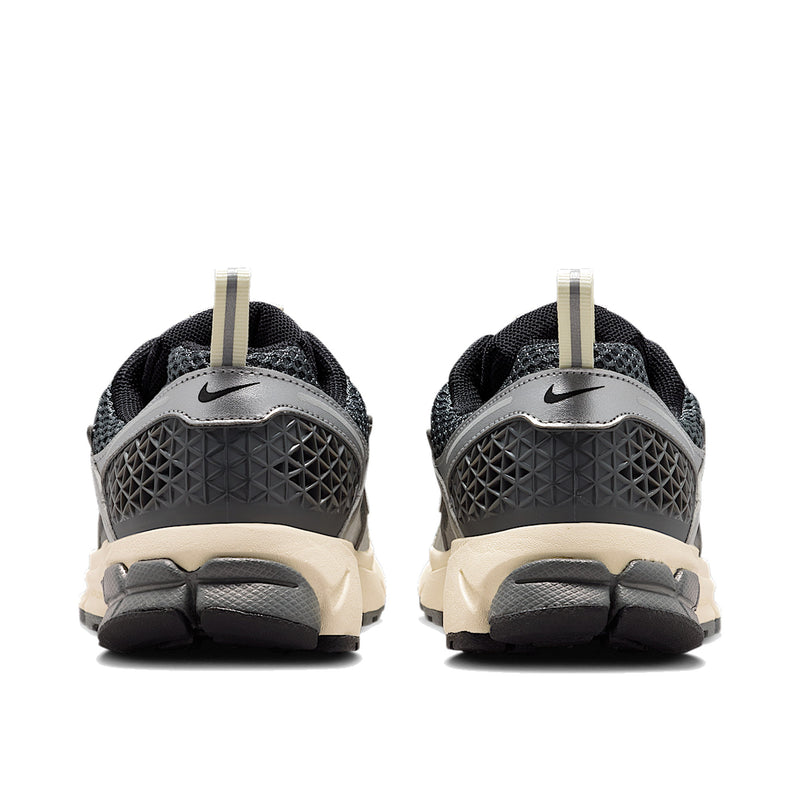 Nike Vomero 5 Iron Grey Coconut Milk Chrome Big Kids' GS IM9467-002