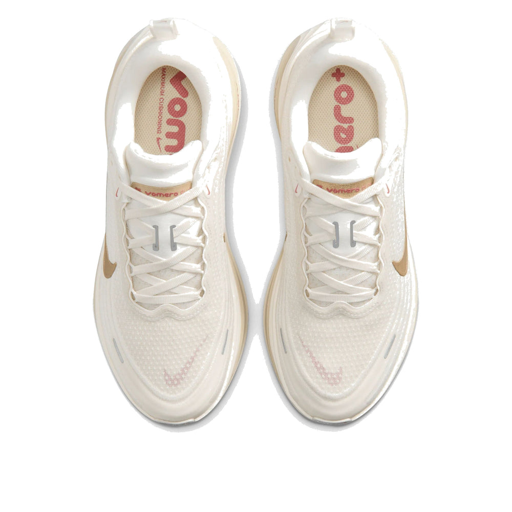 Nike Women's Vomero Plus Sail Metallic Gold Grain HV8154-109