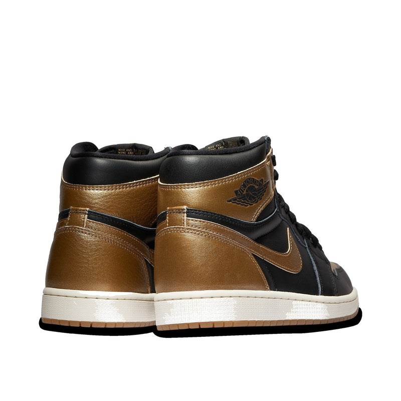 Jordan 1 High OG Metallic Gold Men's Sneakers DZ5485-071