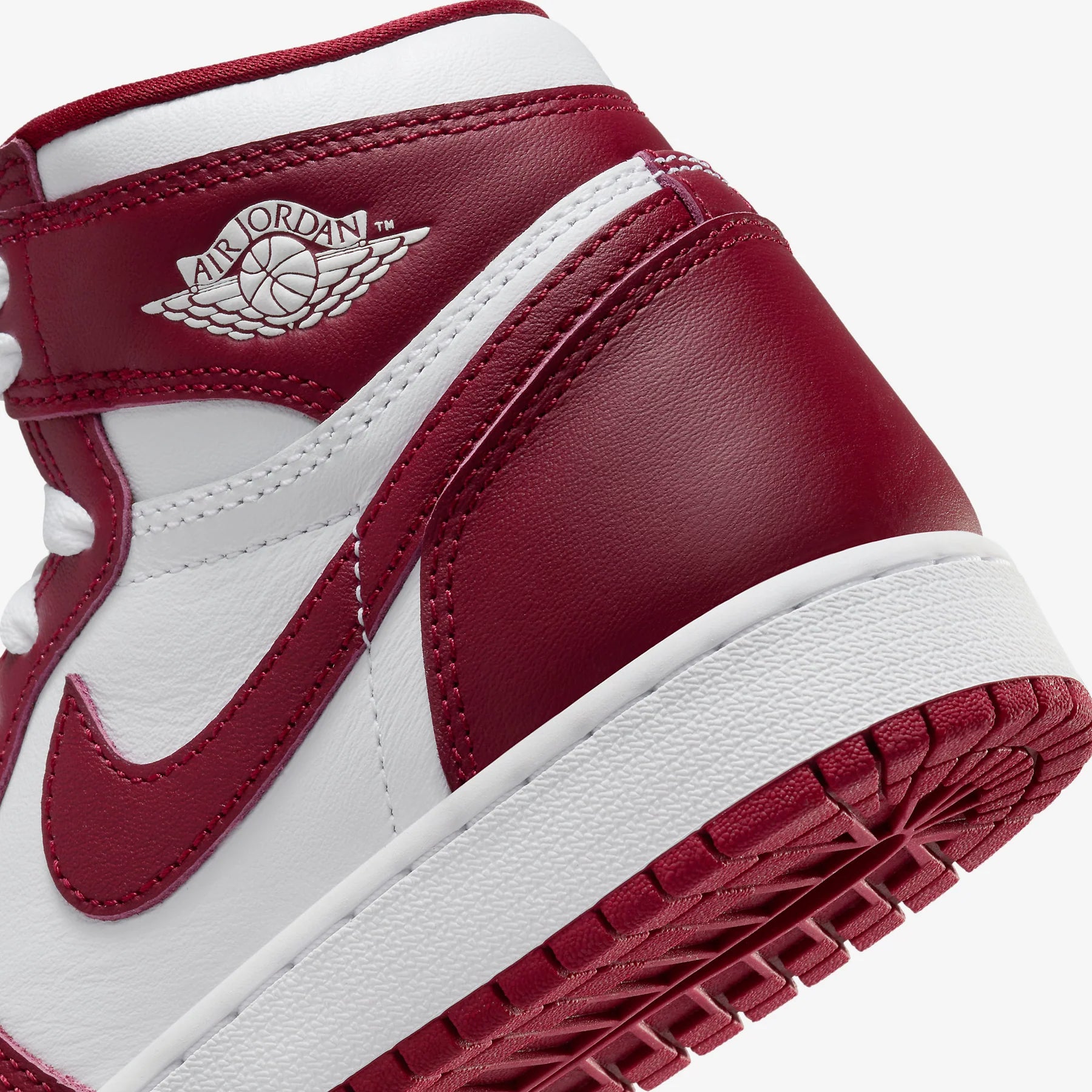 Air Jordan 1 Retro High OG GS Team Red