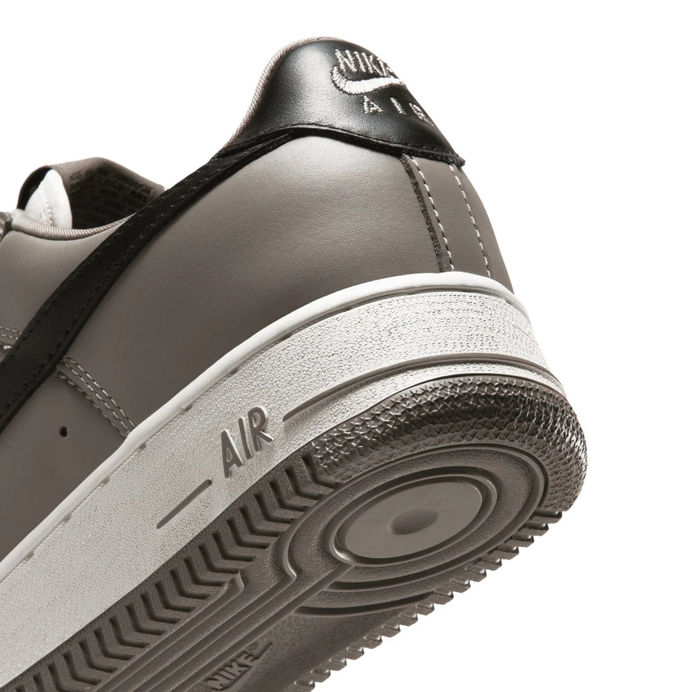 Nike Air Force 1 Low '01 Light Army/Black Men's Sneakers