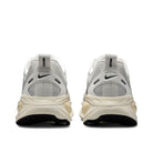 Nike Vomero 18 Men Coconut Milk — Nike F heel
