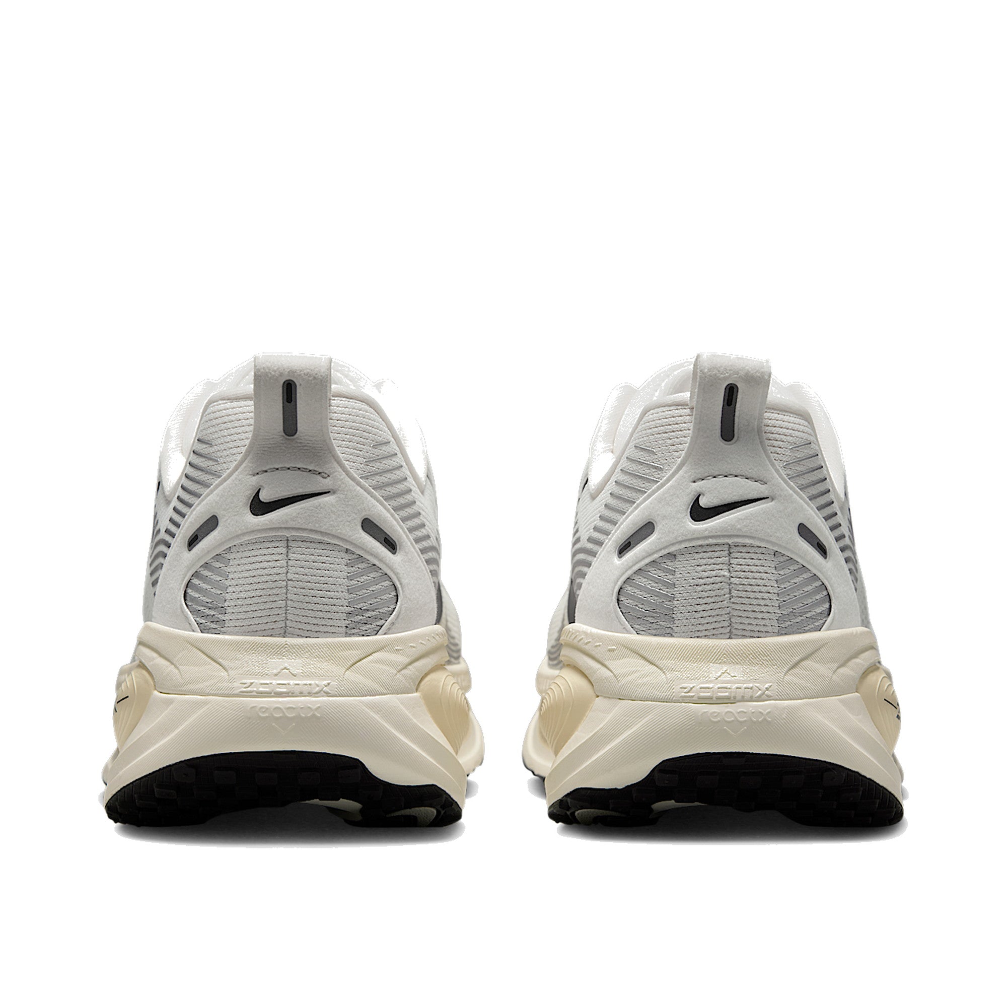 Nike Vomero 18 Men Coconut Milk — Nike F heel