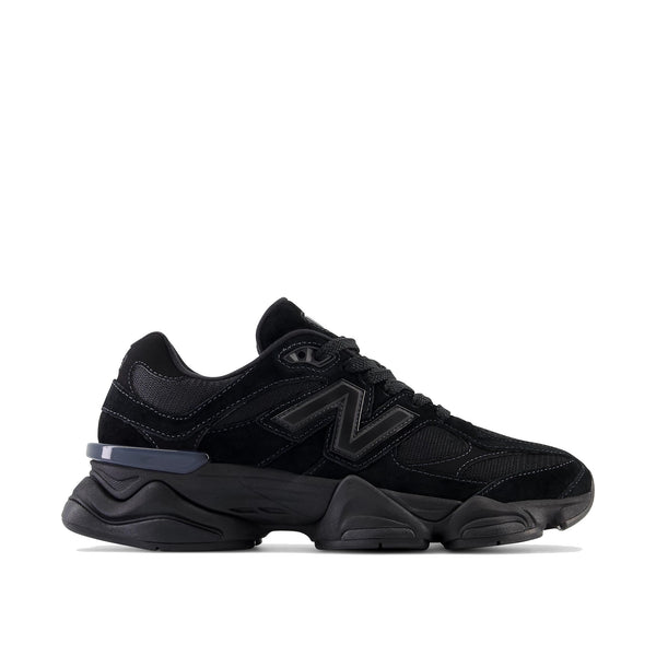 9060 / Triple Black (Men's)