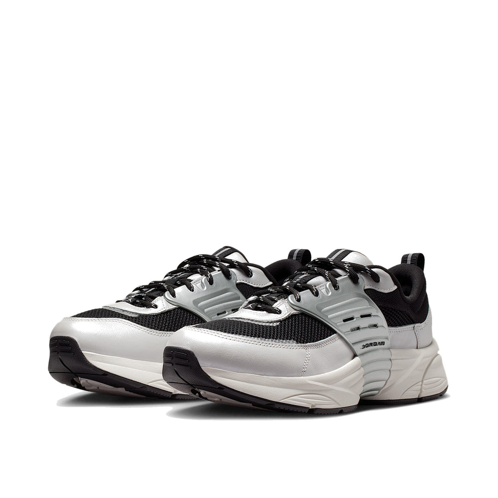 Jordan Trunner O S Photon Dust Men's Sneakers IB3722-010