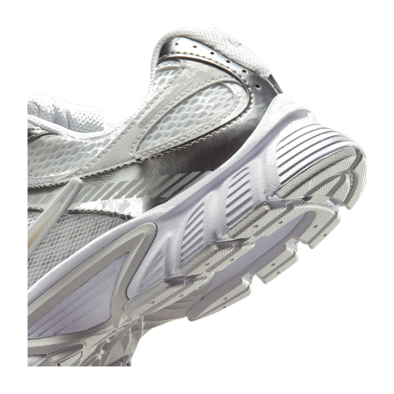 Nike V5 RNR White/Metallic Platinum/Pure Platinum Women's Sneakers HQ7901-112