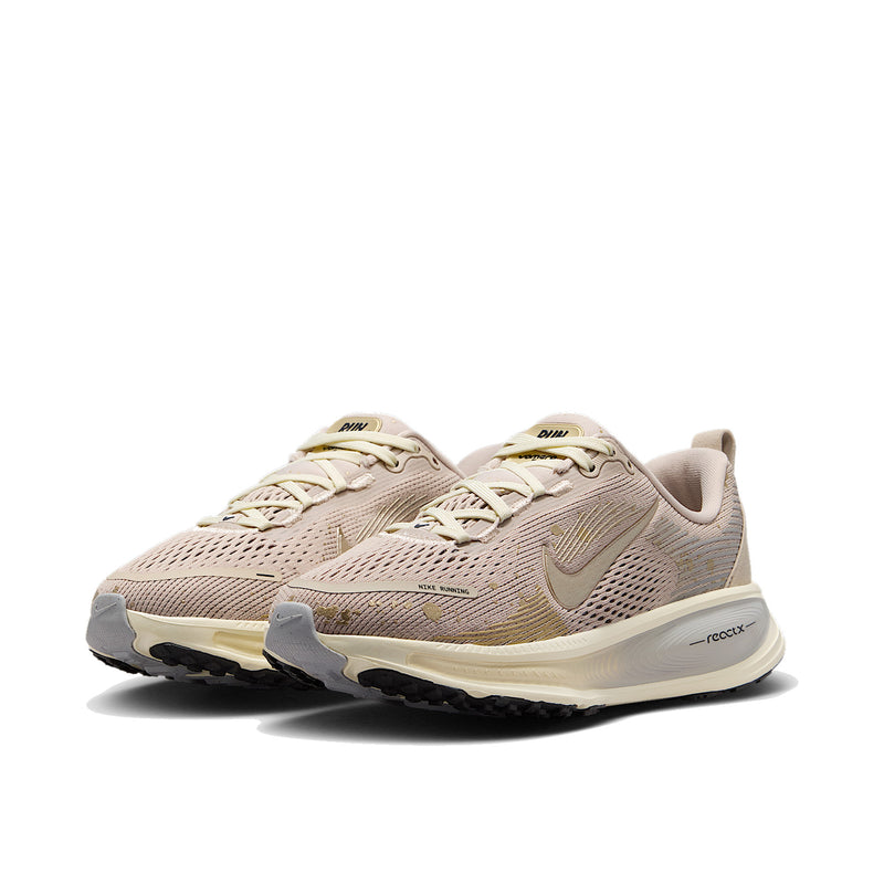 Nike Vomero 18 Cream Coconut Milk Metallic Gold Grain Big Kids' GS IM6127-200